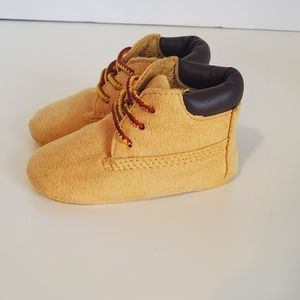 Trail Guide Wheat Baby Shoes Sz 2